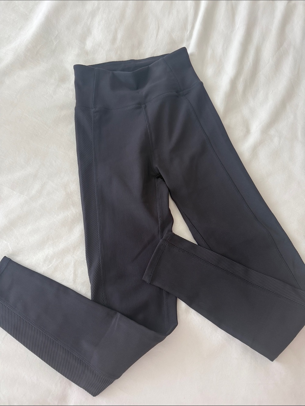 Kyodan Navy Performance Leggings with Subtle Ribbed Panels